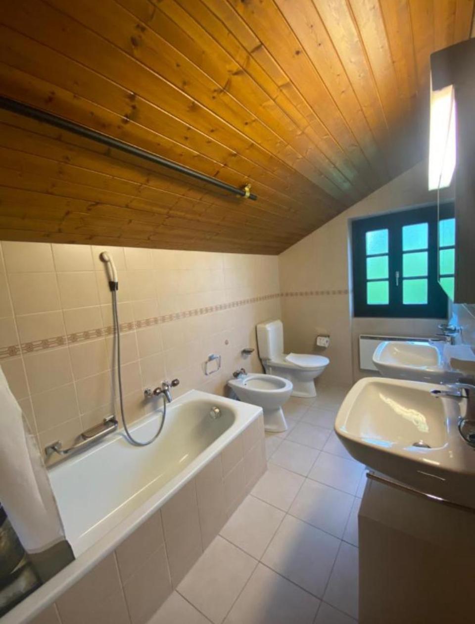 Bellavista Cureglia Bed & Breakfast ภายนอก รูปภาพ